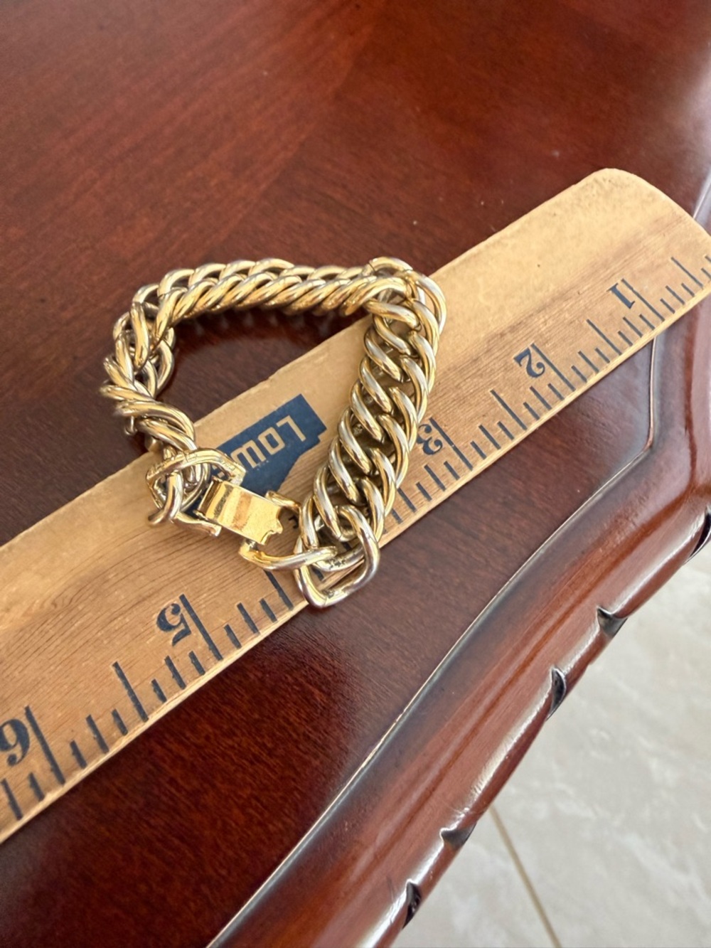 Vintage Avon Gold Tone Bracelet